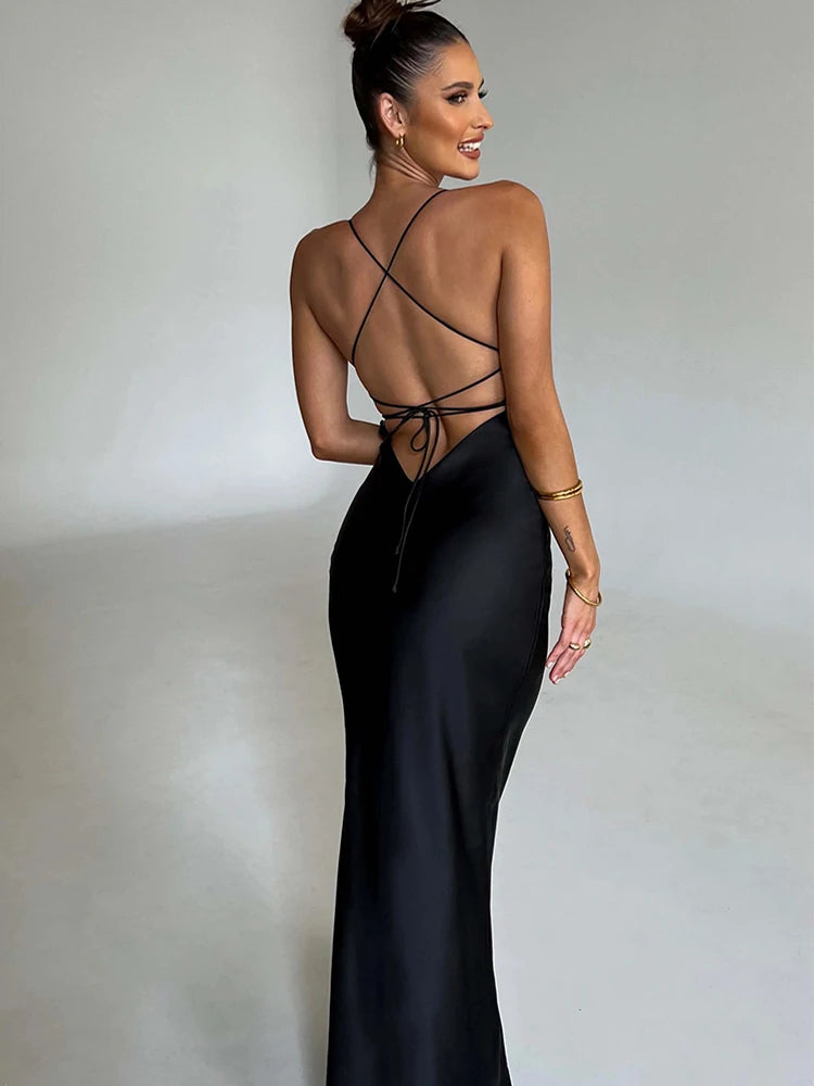 The Moonlight Muse – Elegance That Captivates the Night