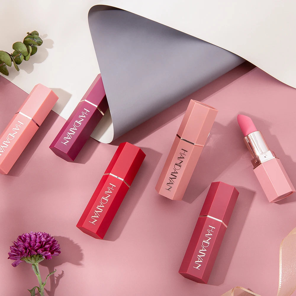 Coffret Perfection Moue Velours : Des Lèvres Luxueuses en Un Seul Passage