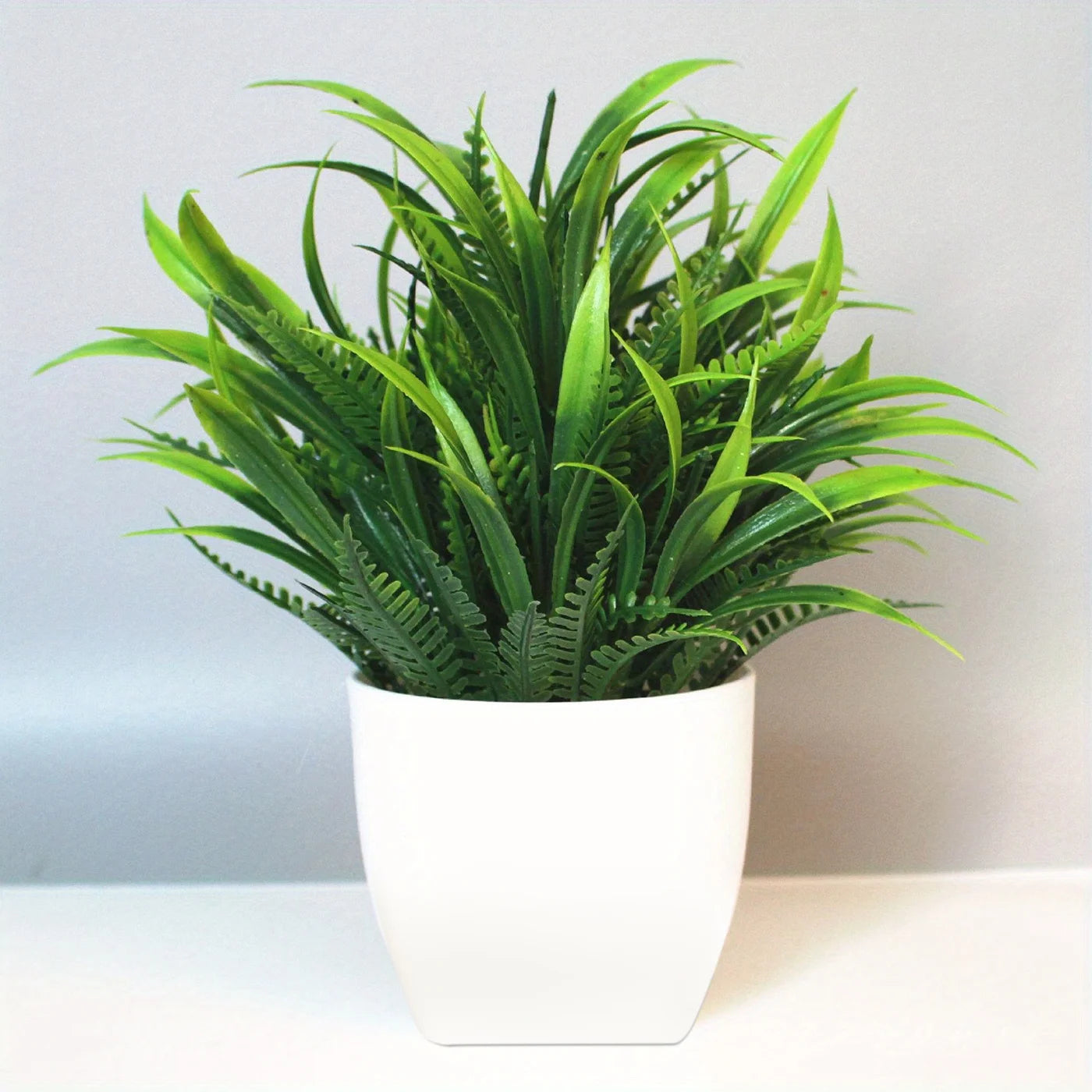 The Everleaf Tabletop Touch – A Lush Hint of Nature, Minus the Maintenance