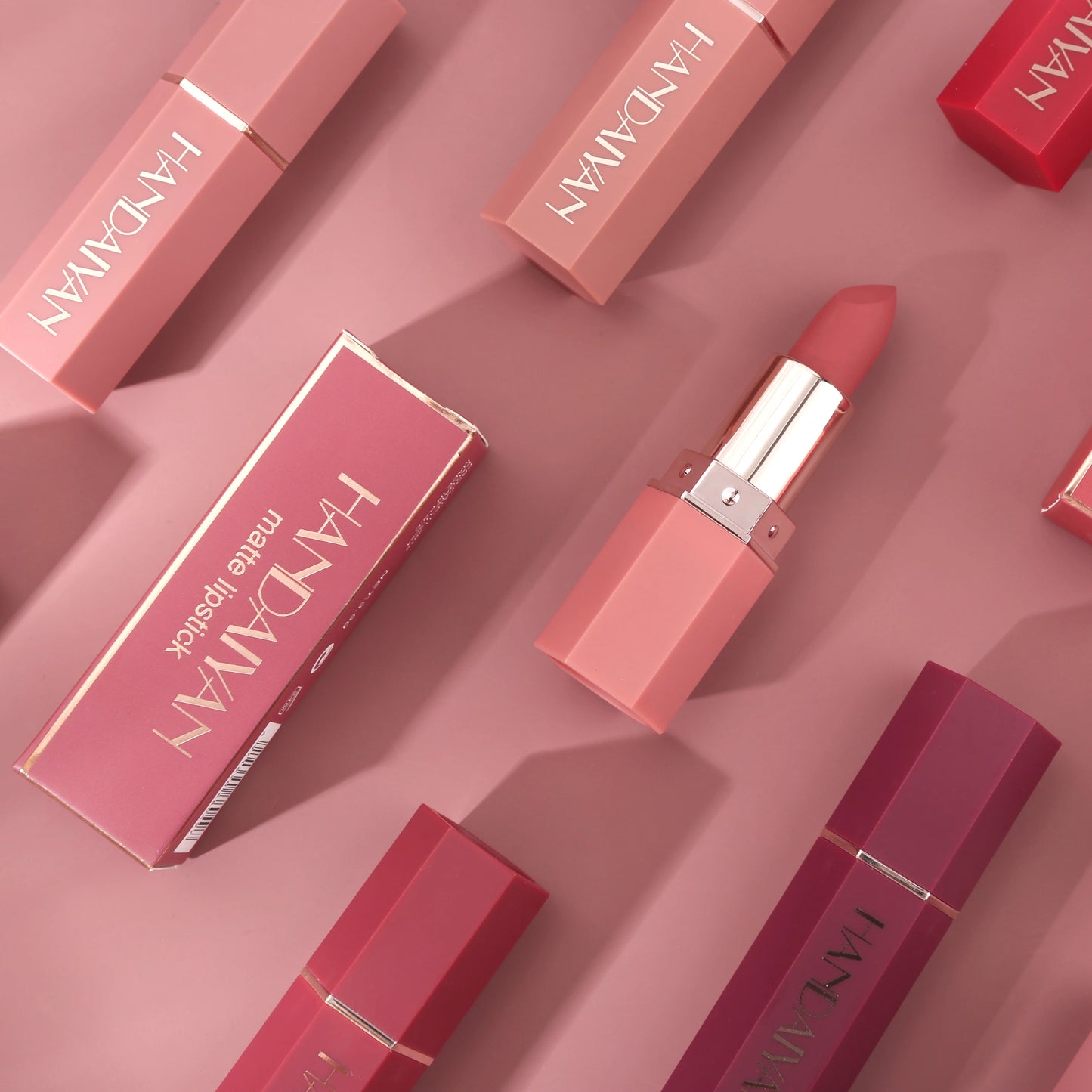 Coffret Perfection Moue Velours : Des Lèvres Luxueuses en Un Seul Passage
