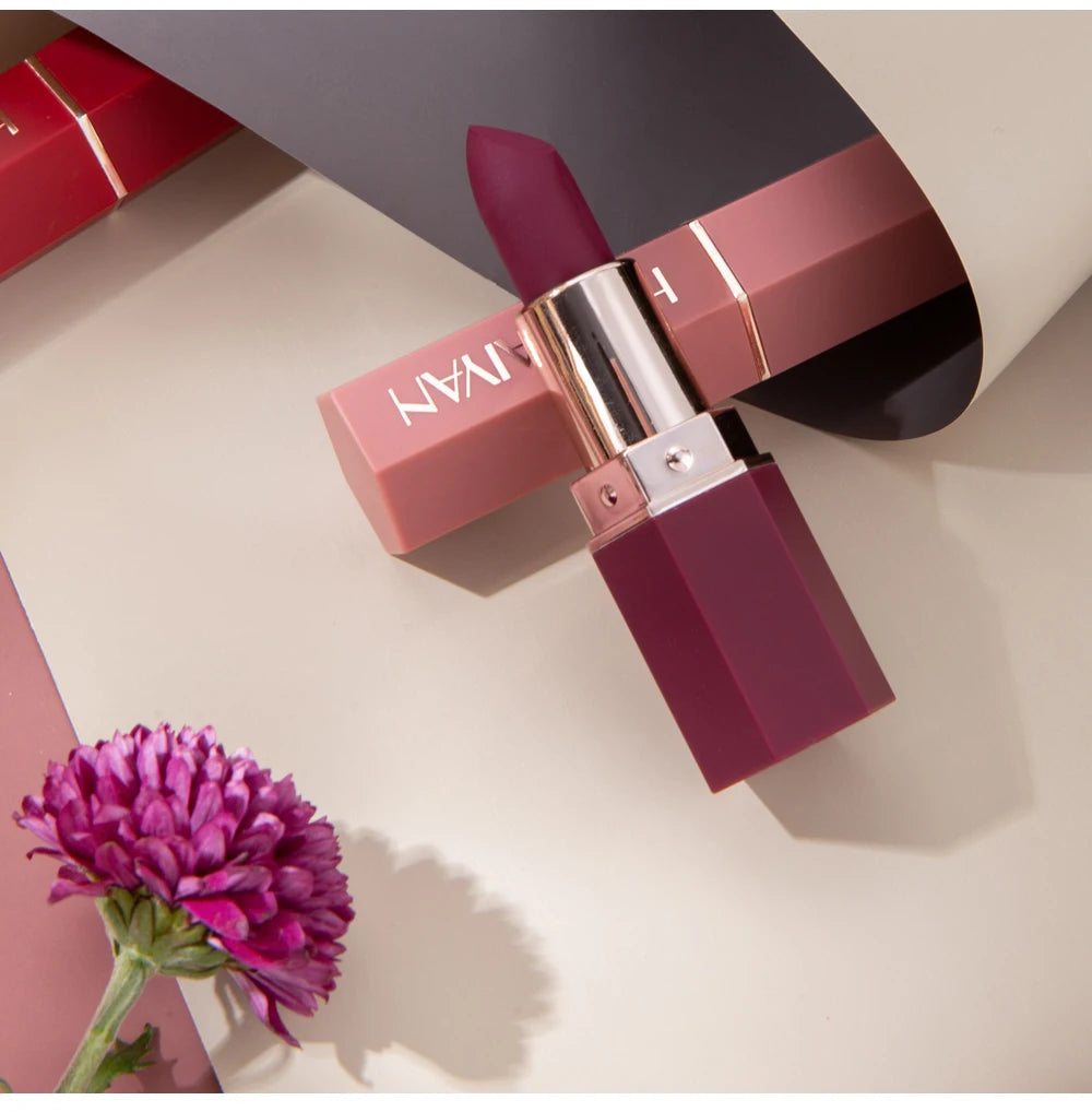 Coffret Perfection Moue Velours : Des Lèvres Luxueuses en Un Seul Passage