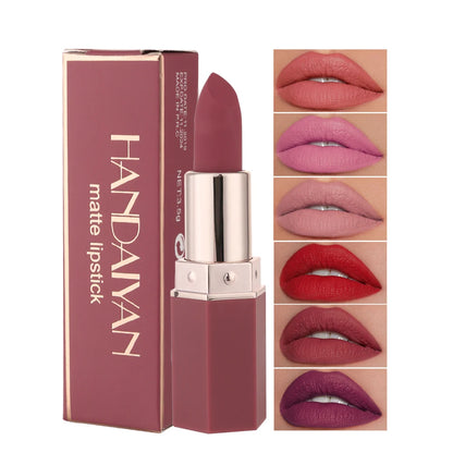 Coffret Perfection Moue Velours : Des Lèvres Luxueuses en Un Seul Passage 