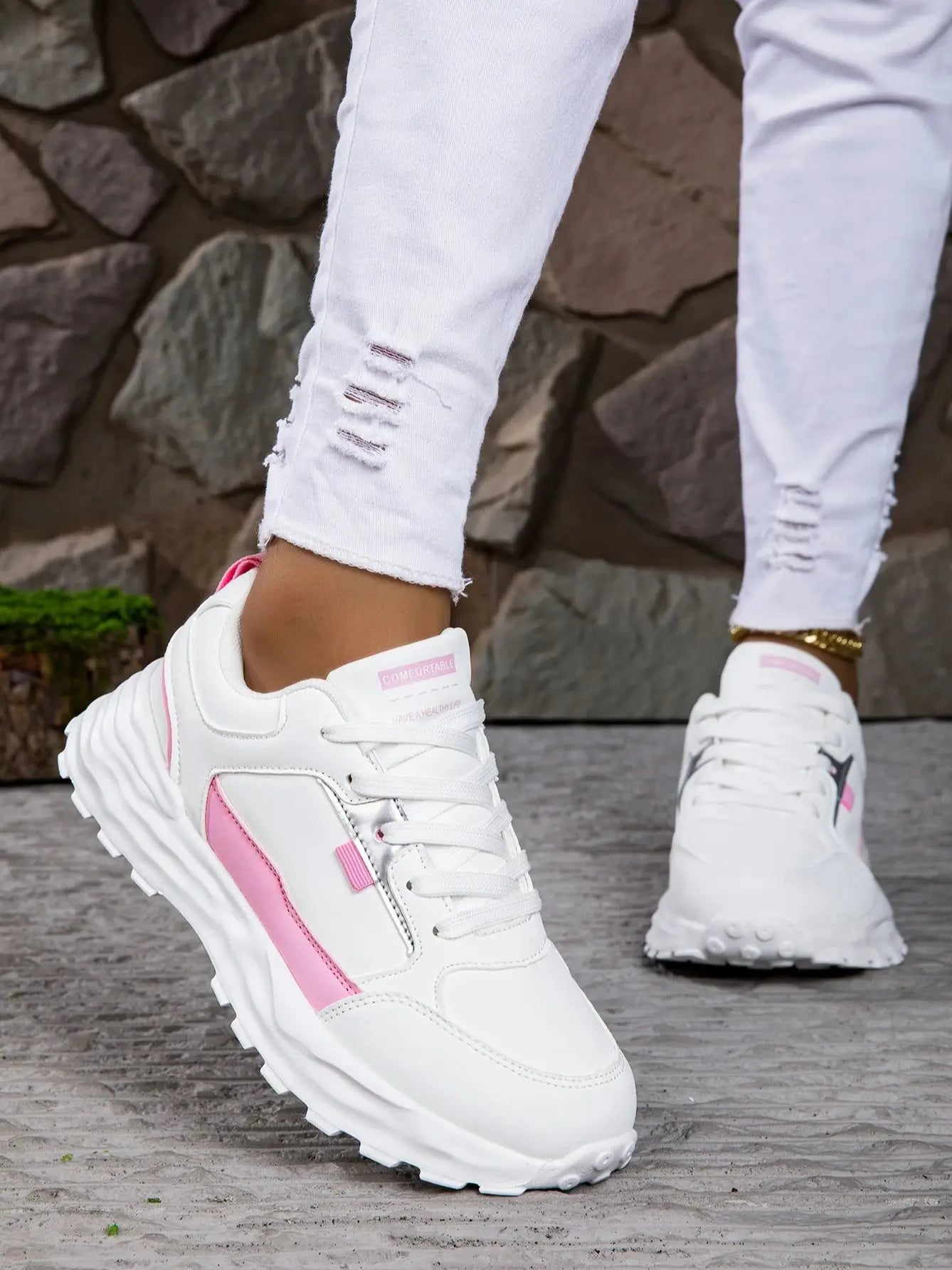 StrideBelle – Where Elegance Glides with Every Step&nbsp;