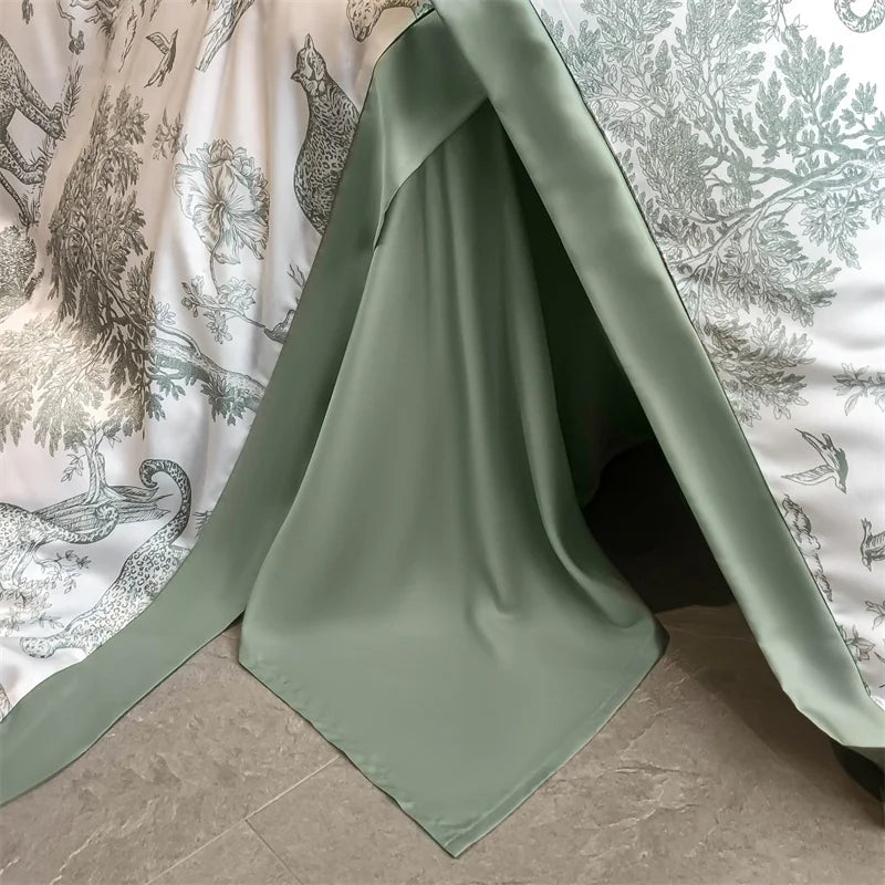 Whispering Canopy – Sleep in Nature’s Embrace