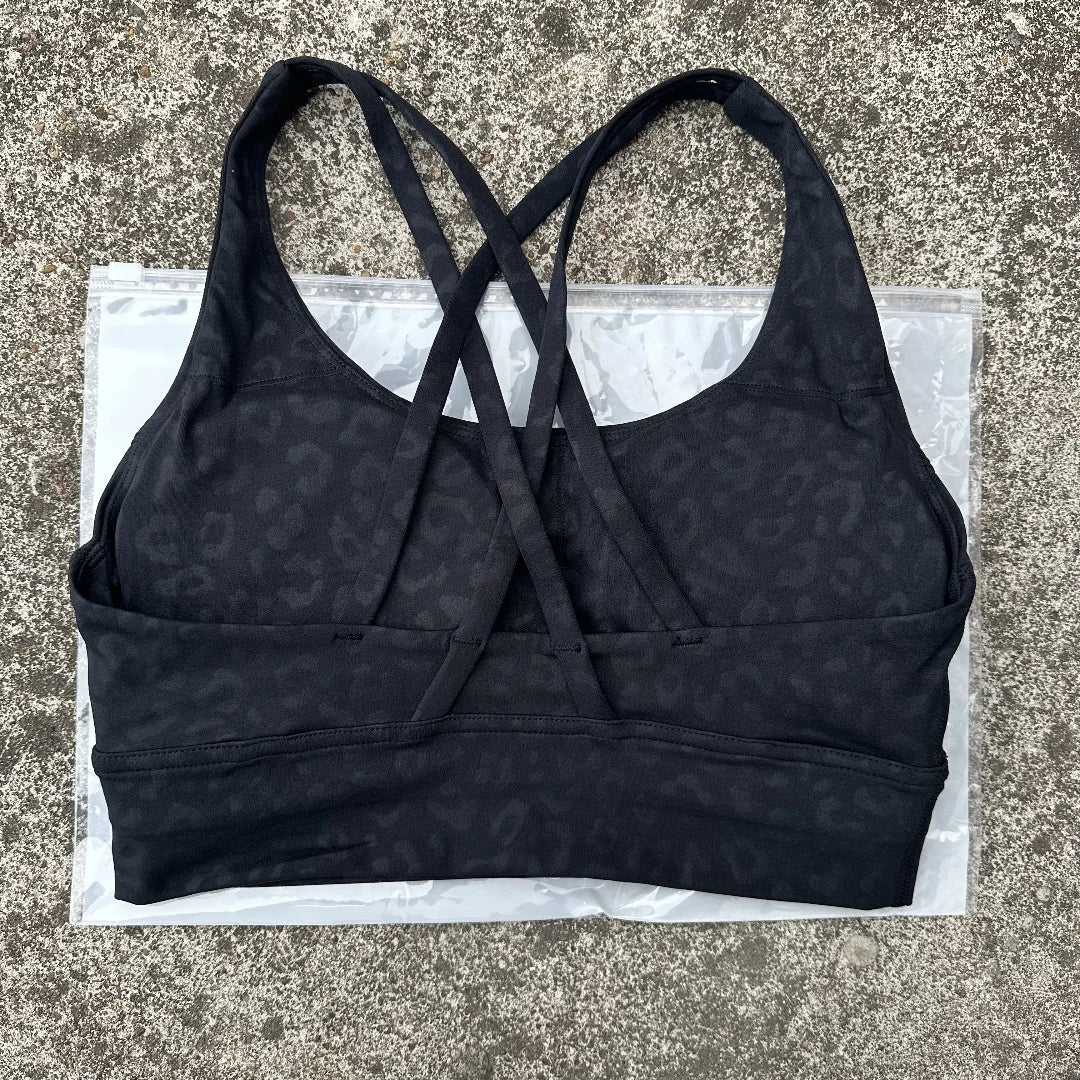 Oxford Motion Bra – Freedom in Every Move
