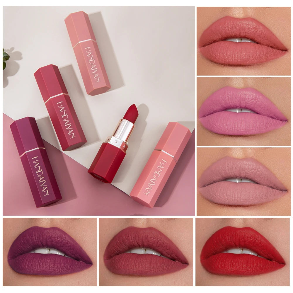 Coffret Perfection Moue Velours : Des Lèvres Luxueuses en Un Seul Passage 
