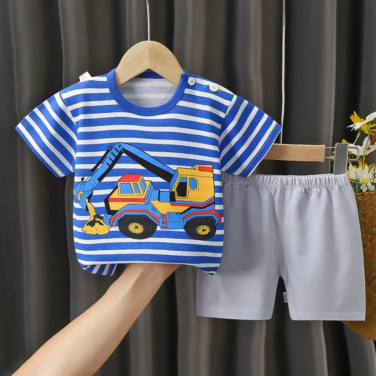 Conjunto de verano Little Larks: frescura sin esfuerzo para los días soleados