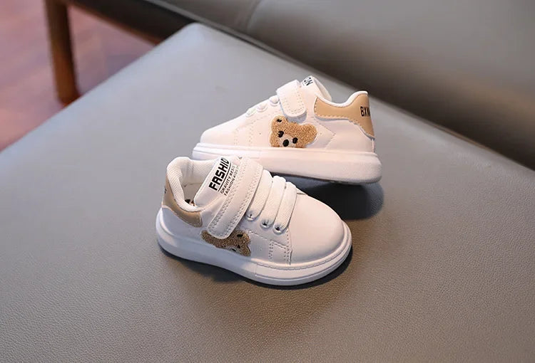 PebbleKicks – Tiny Steps, Big Adventures!