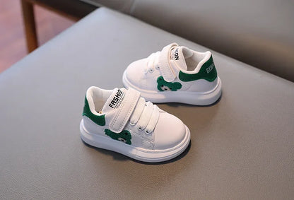 PebbleKicks – Tiny Steps, Big Adventures!